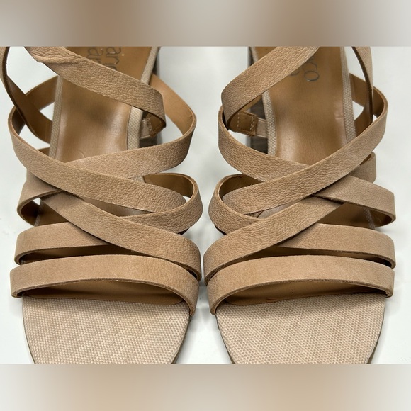 Franco Sarto Taupe/ Nude Strappy Block Heel Leather Sandal Size 8.5 - Picture 11 of 13
